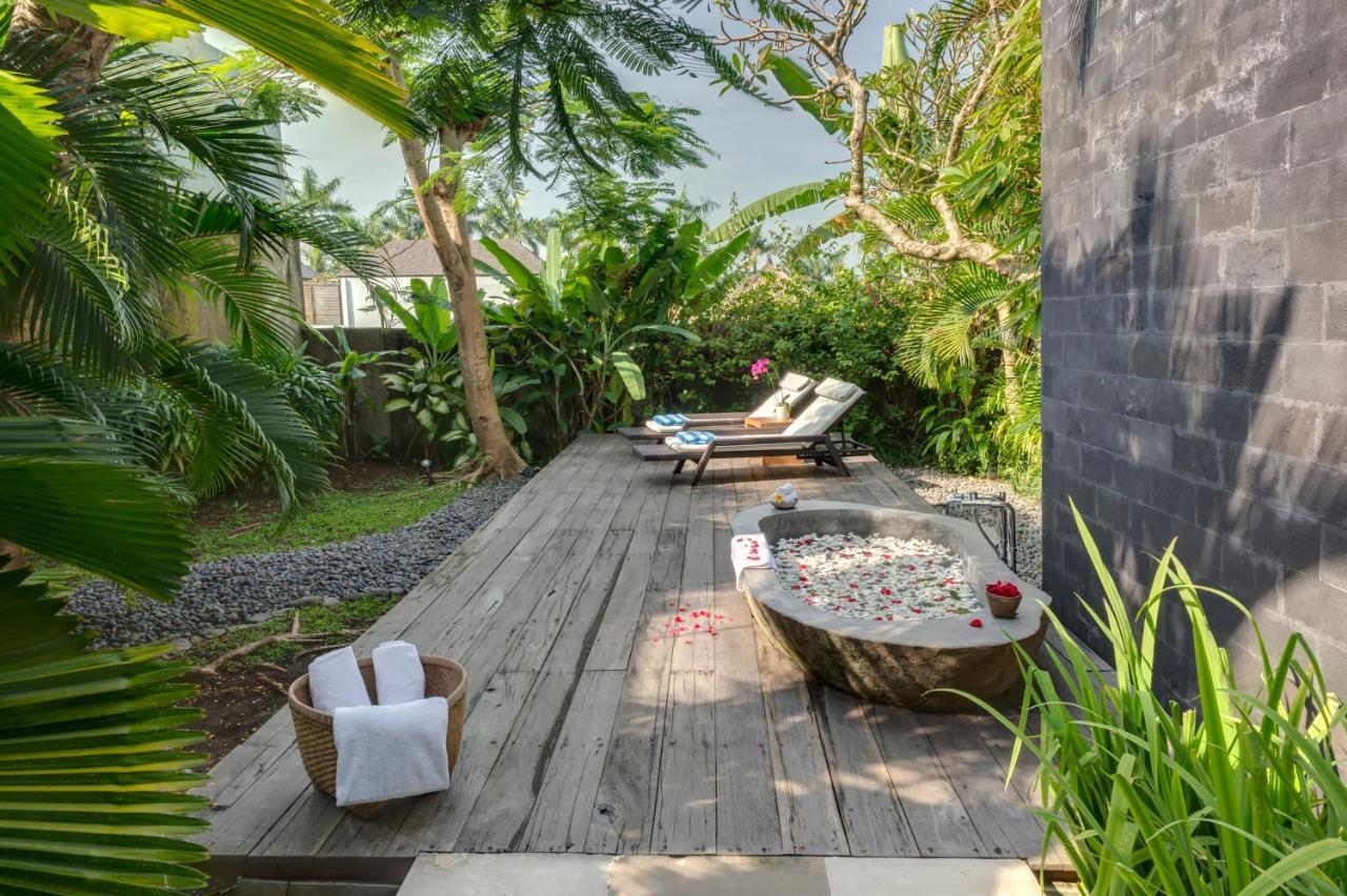 Villa Kavya - 8-Minute Walk From Berawa Beach Canggu  Exterior photo